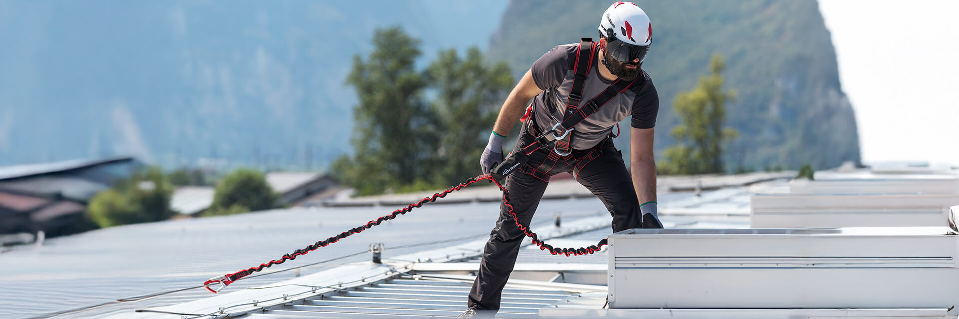 INSTALLERS OF FALL PROTECTION SYSTEMS AND PPE INSPECTORS (KONG)